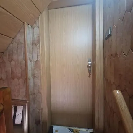 Mit 2 Separaten Schlafzimmern Apartment *